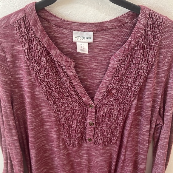 Motherhood Maternity Purple/Maroon Long Sleeve Henley Style Top Size Small - Picture 3 of 6